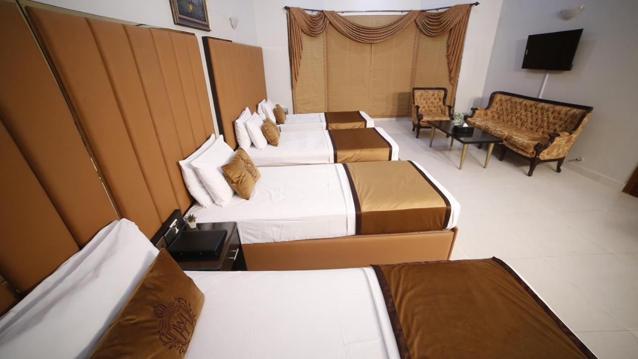 Four Squares Karachi Bed & Breakfast Exterior foto